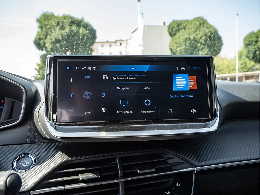 Peugeot 2008 110 Hybrid Allure - Thumbnail 5