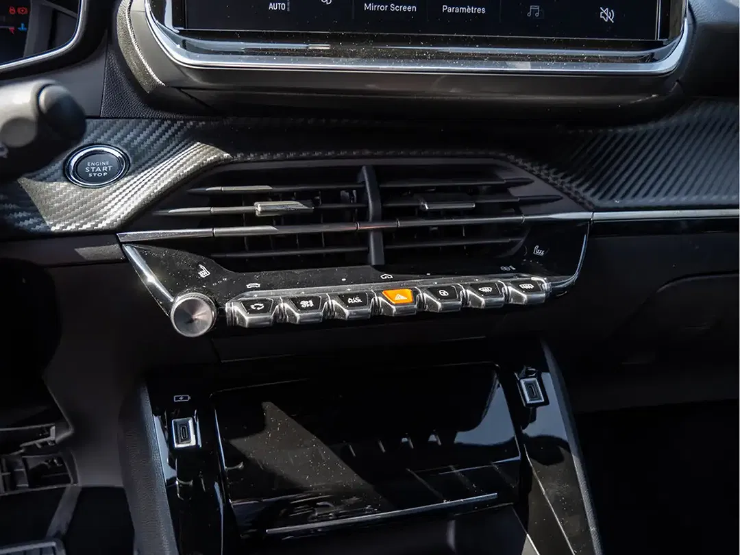 Peugeot 2008 110 Hybrid Allure - Thumbnail 6
