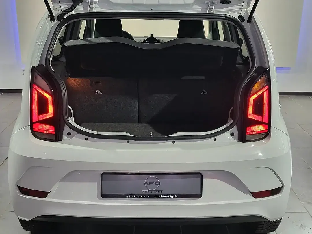 Volkswagen up! Black Edition Style - Thumbnail 11