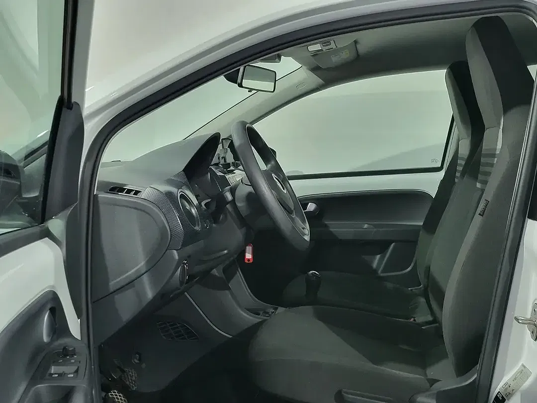 Volkswagen up! Black Edition Style - Thumbnail 12