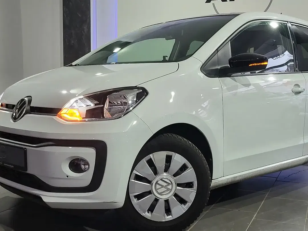 Volkswagen up! Black Edition Style - Thumbnail 9