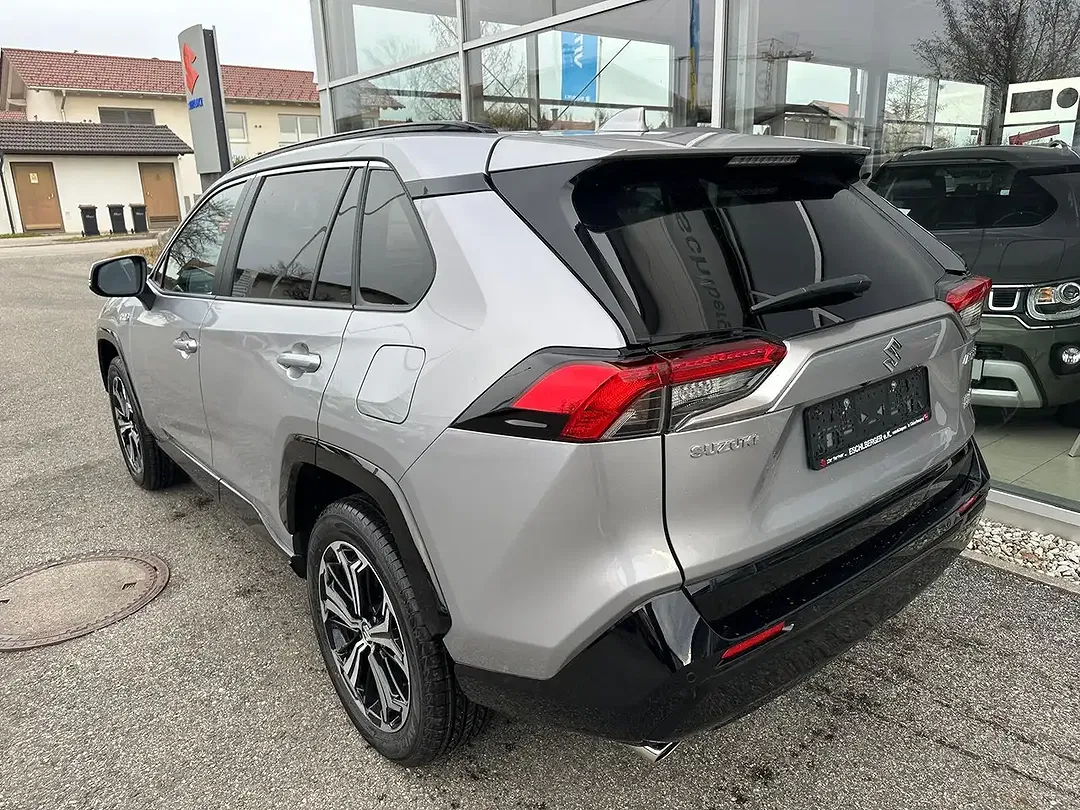 Suzuki Across Hybrid Comfort+ - Thumbnail 3