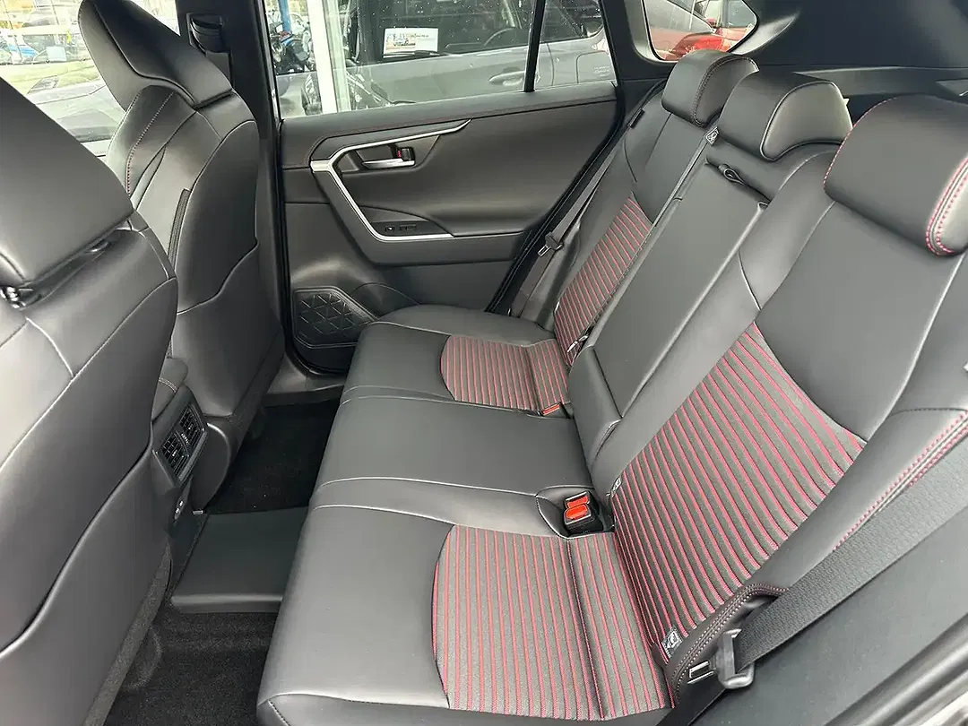 Suzuki Across Hybrid Comfort+ - Thumbnail 9