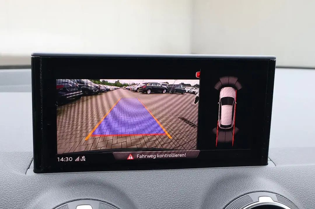 Audi Q2 30 TFSI - Thumbnail 9