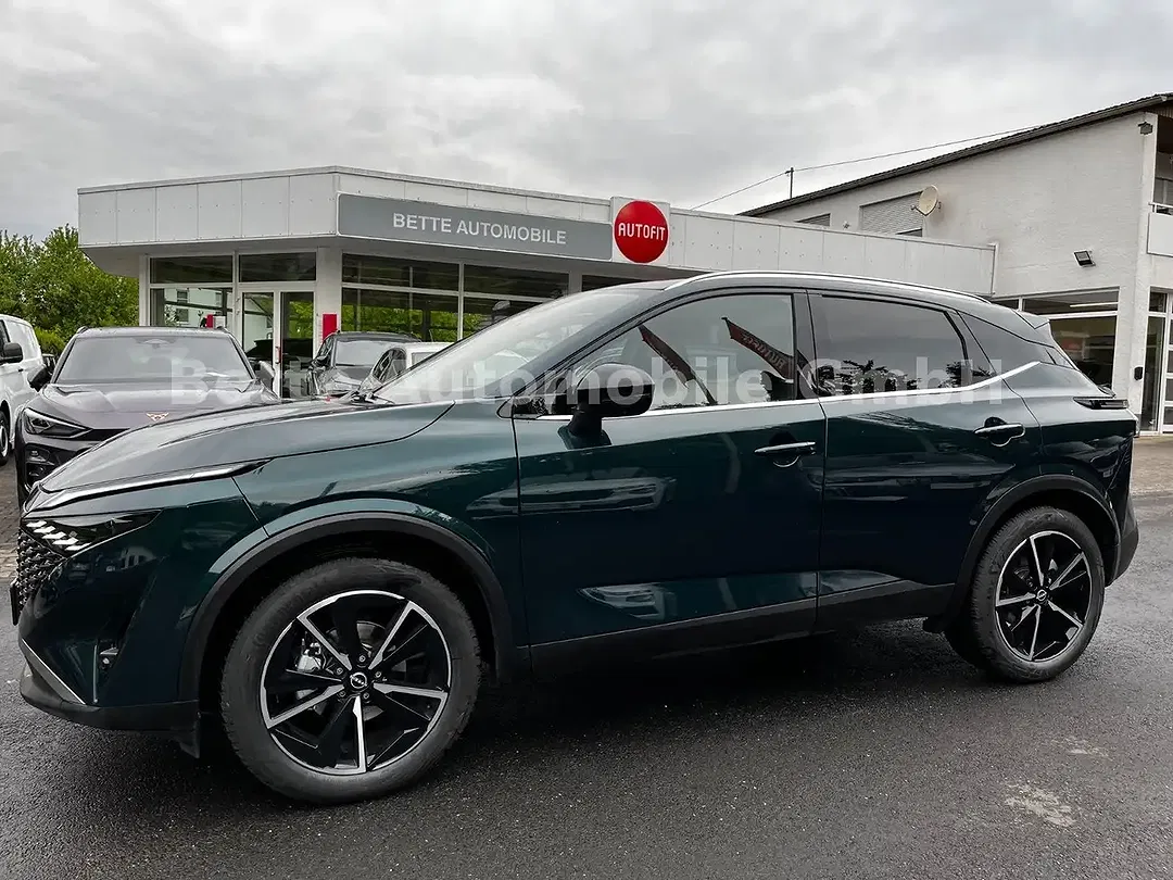 Nissan Qashqai 1.3 DIG-T Xtronic 4x4 Tekna - Thumbnail 2