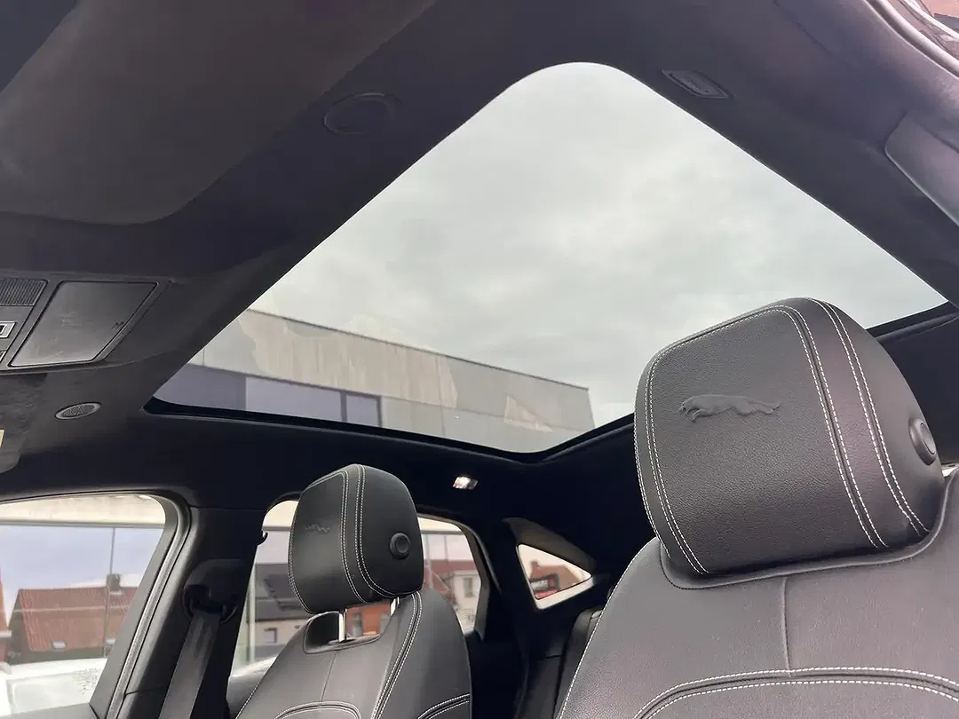 Jaguar E-Pace MHEV R-Dynamic S - Thumbnail 15