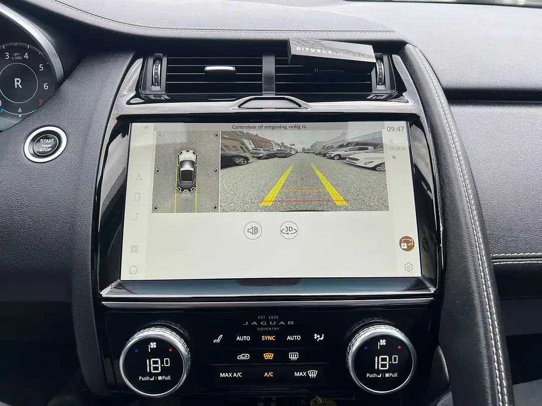 Jaguar E-Pace MHEV R-Dynamic S - Thumbnail 24