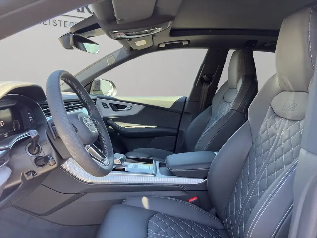 Audi Q8 TFSI e tiptronic quattro - Thumbnail 11