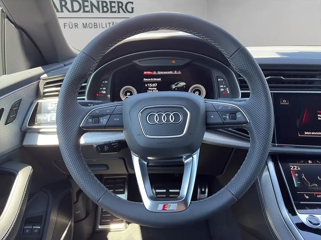 Audi Q8 TFSI e tiptronic quattro - Thumbnail 12
