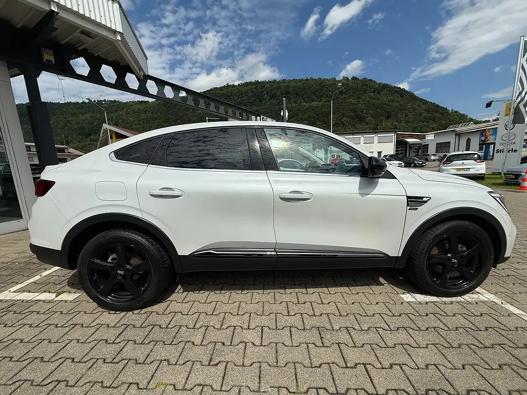 Renault Arkana E-Tech Hybrid Intens - Thumbnail 6