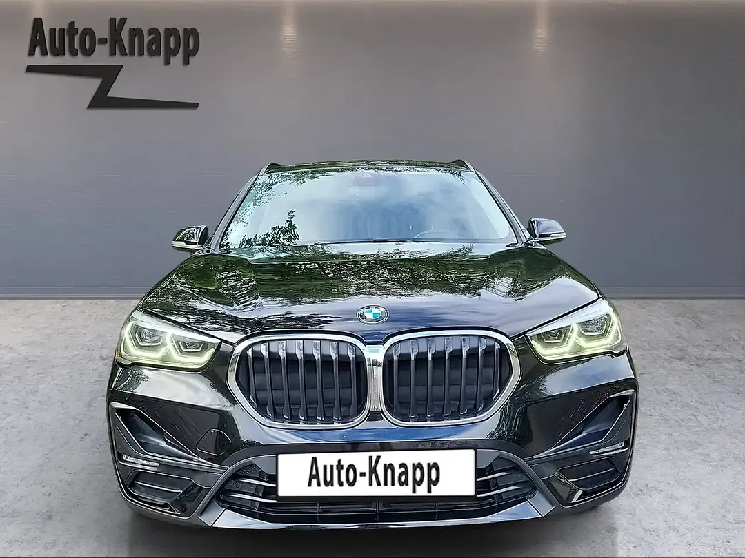 BMW X1 sDrive Sport Line - Thumbnail 4