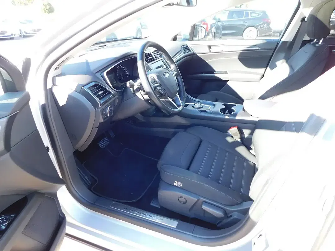 Ford Mondeo Titanium - foto 15