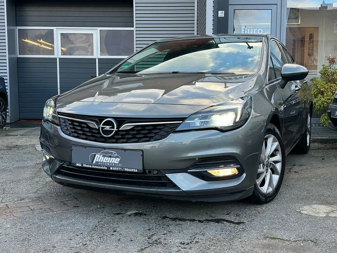 Opel Astra Elegance - foto 1
