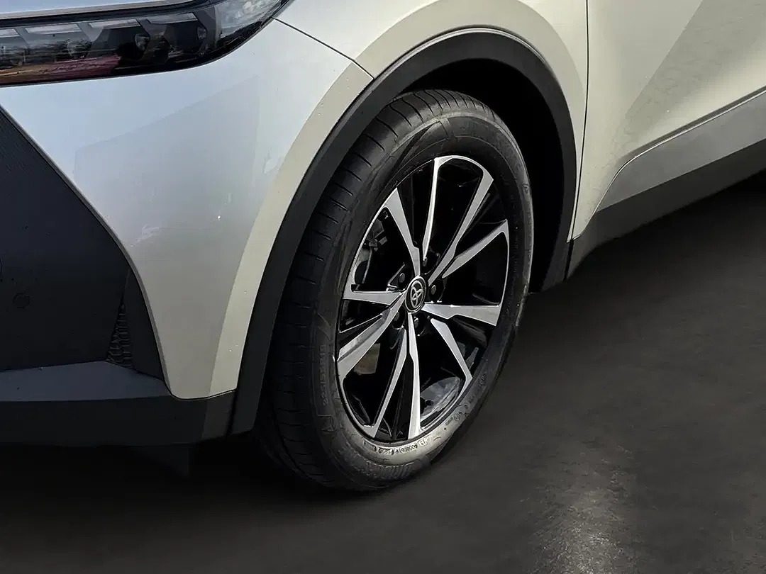 Toyota C-HR PHEV Teamplayer - Thumbnail 6