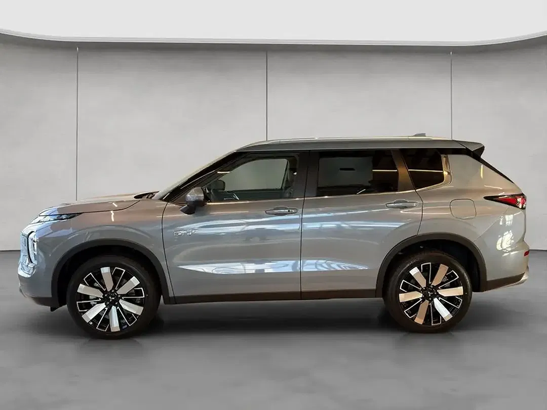 Mitsubishi Outlander 2.4 PHEV Hybrid 4WD Intro Edition - foto 2
