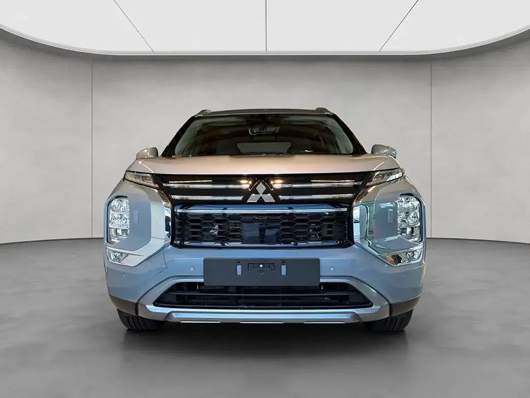 Mitsubishi Outlander 2.4 PHEV Hybrid 4WD Intro Edition - Thumbnail 9