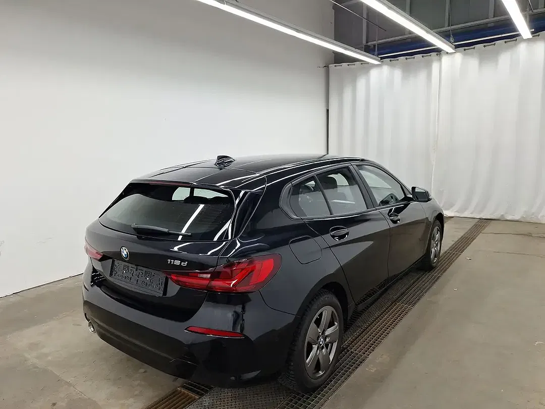 BMW 116 Advantage - Thumbnail 3