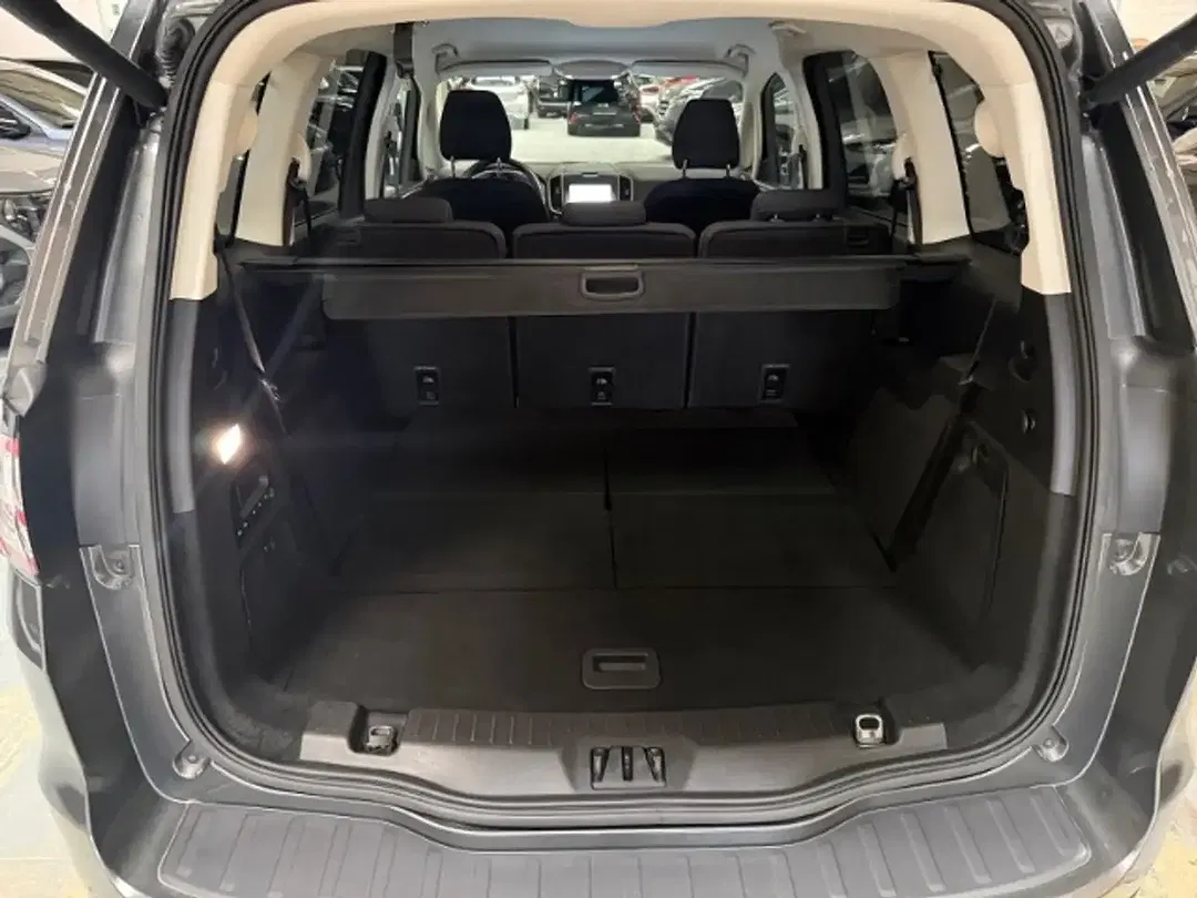 Ford Galaxy 2.5 Hybrid Titanium - Thumbnail 11