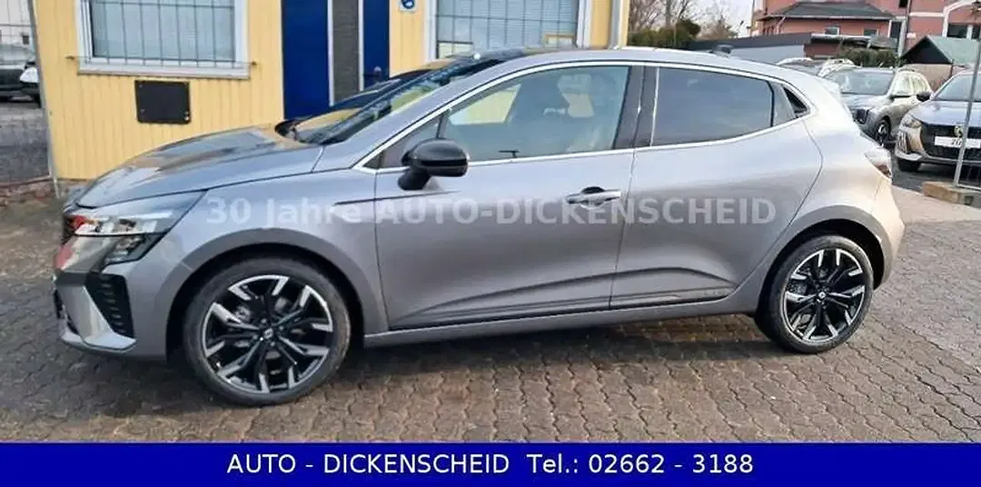 Renault Clio TCe Techno - Thumbnail 13