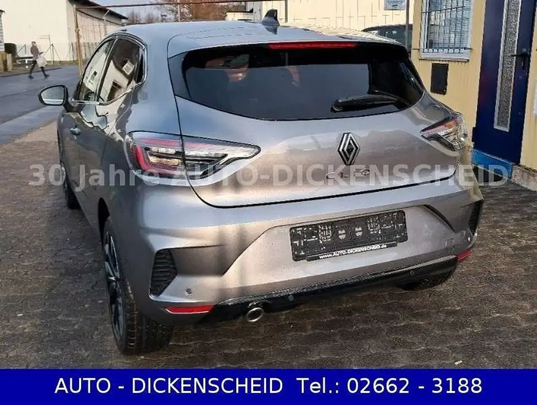 Renault Clio TCe Techno - Thumbnail 8