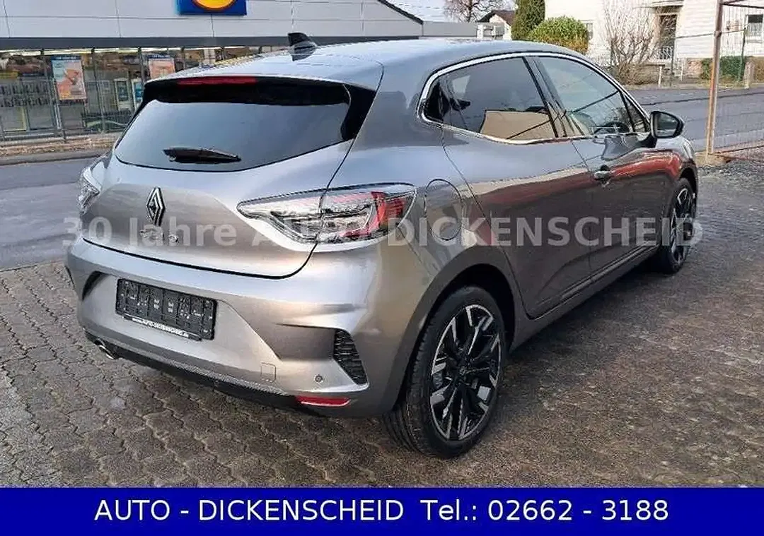 Renault Clio TCe Techno - Thumbnail 9