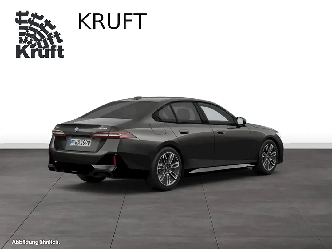 BMW 520 xDrive M Sport - Thumbnail 3