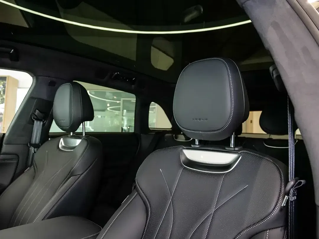 Xpeng G9 AWD Performance - Thumbnail 12