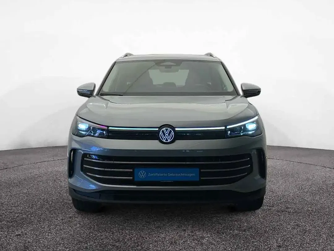 Volkswagen Tiguan TSI DSG 4Motion Elegance - foto 2