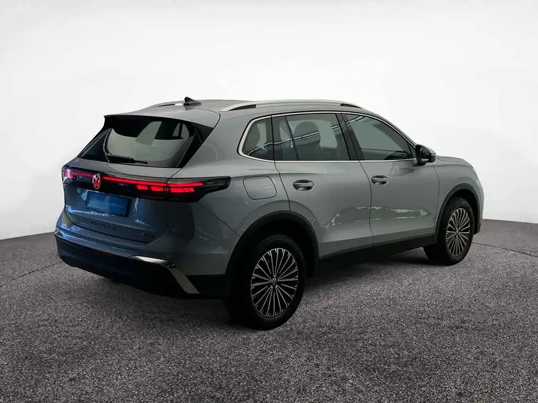 Volkswagen Tiguan TSI DSG 4Motion Elegance - Thumbnail 6