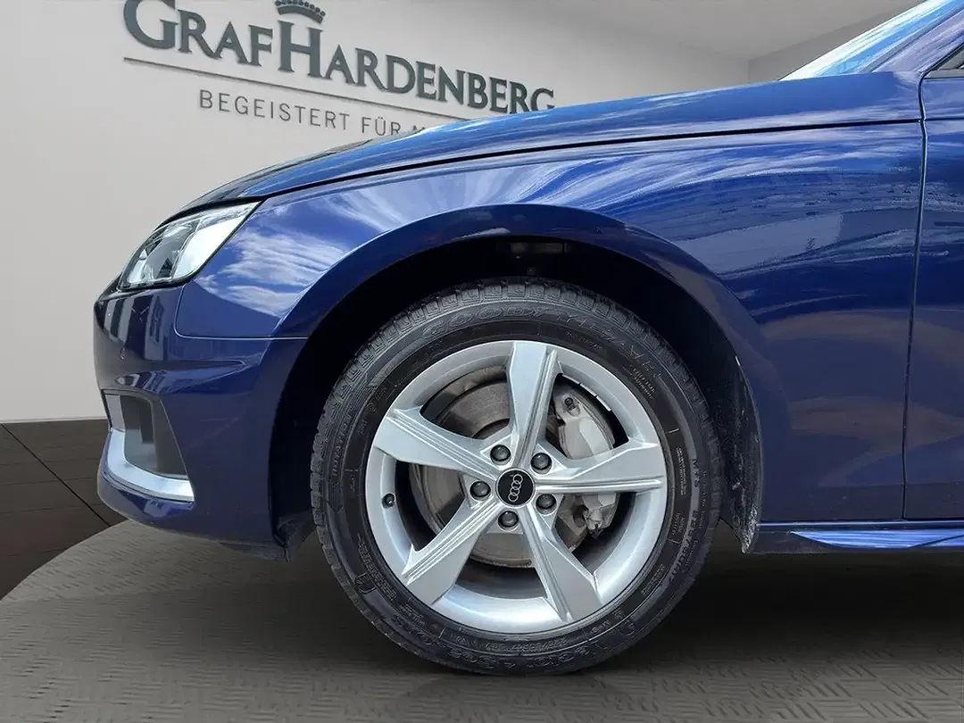 Audi A4 40 TFSI S tronic Avant advanced - Thumbnail 3