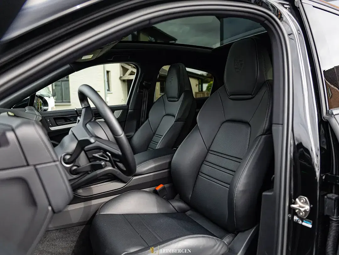 Porsche Cayenne E-Hybrid Sport Design Coupe - Thumbnail 11