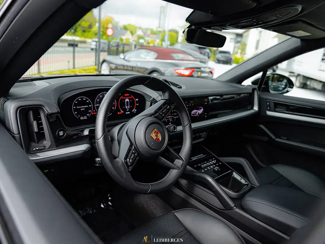 Porsche Cayenne E-Hybrid Sport Design Coupe - Thumbnail 12
