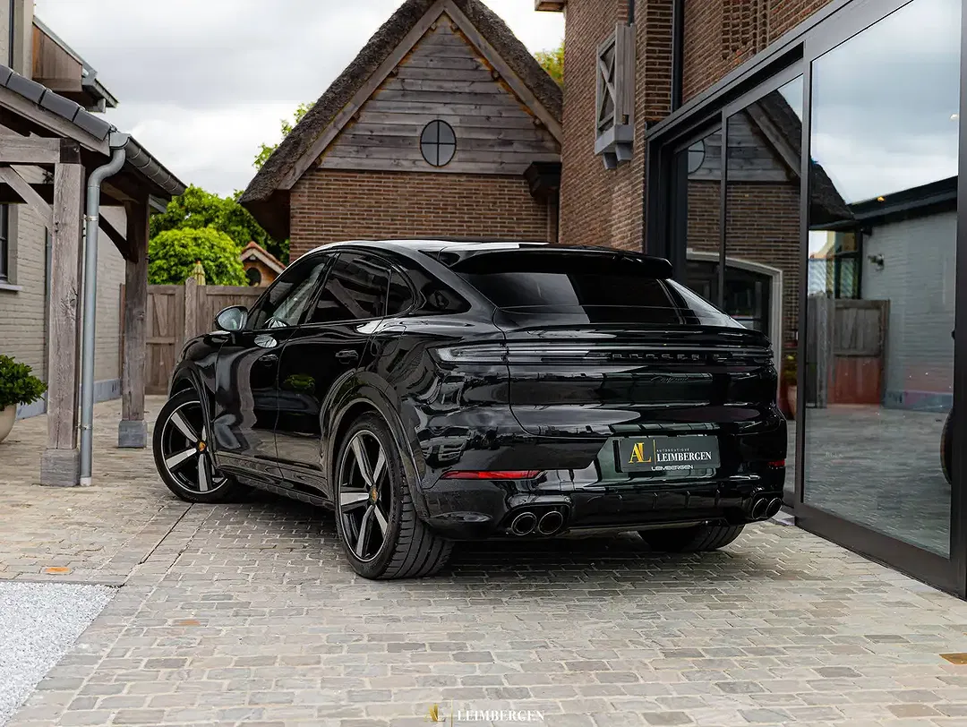 Porsche Cayenne E-Hybrid Sport Design Coupe - foto 2