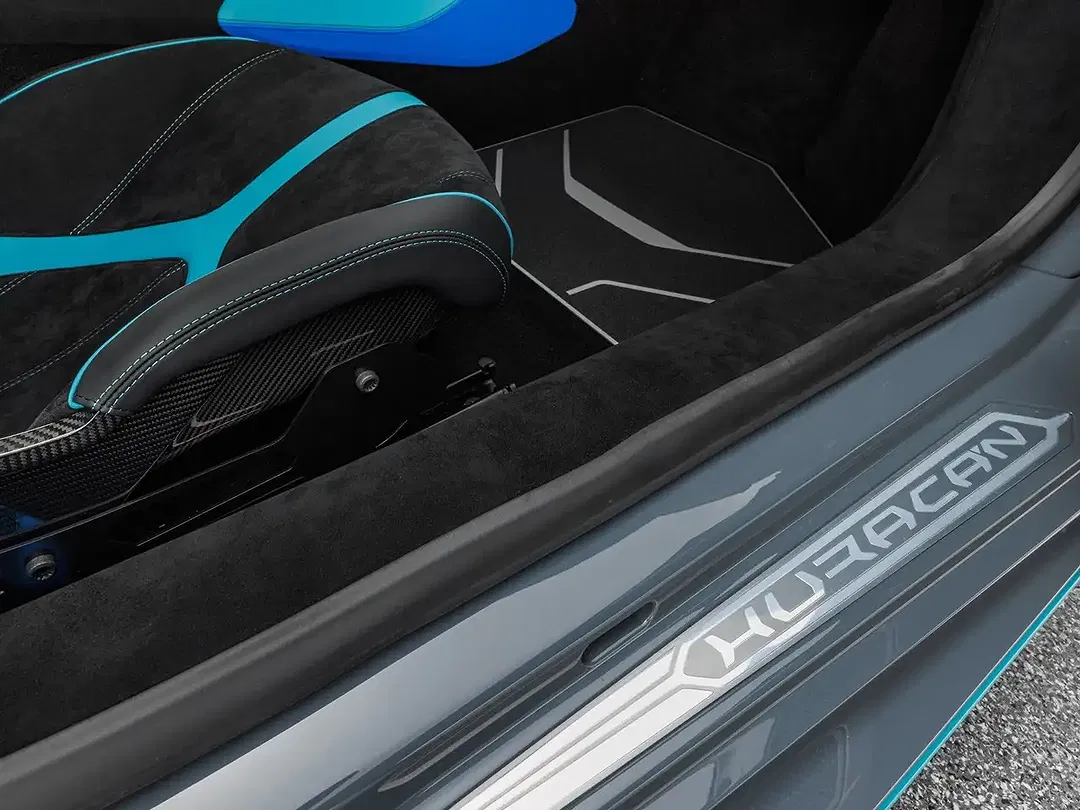 Lamborghini Huracán STO - Thumbnail 14