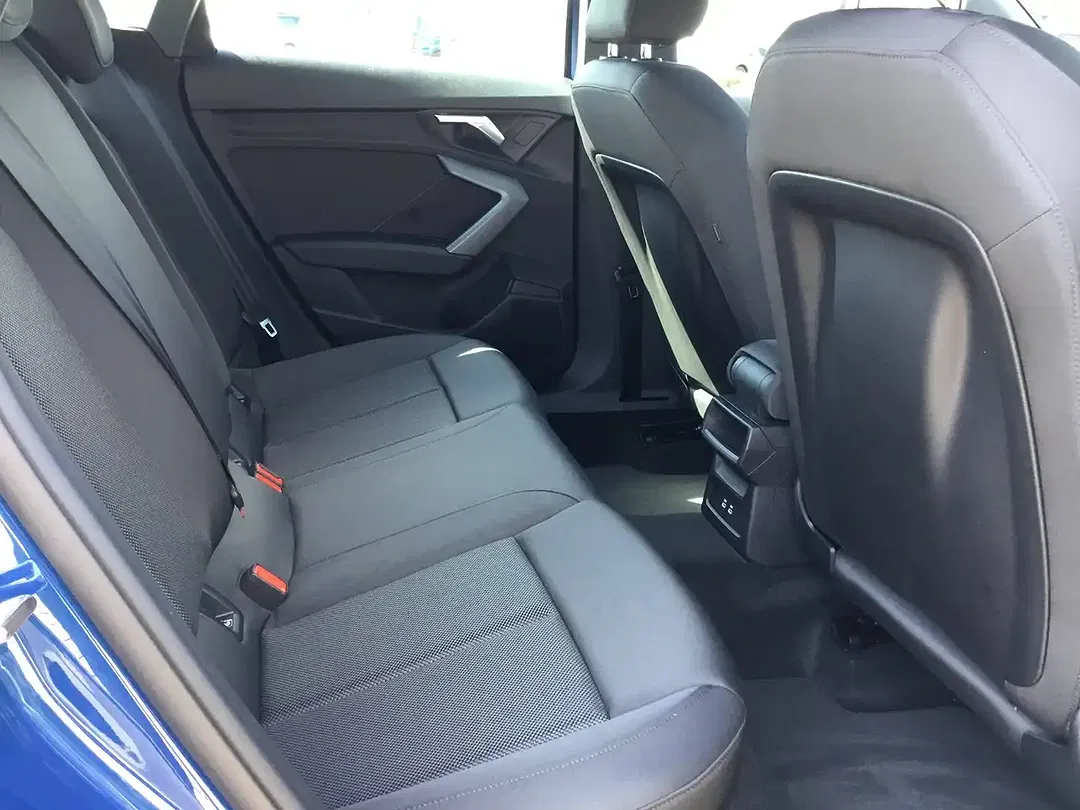 Audi A3 35 1.5 TFSI Sportback S line - Thumbnail 9