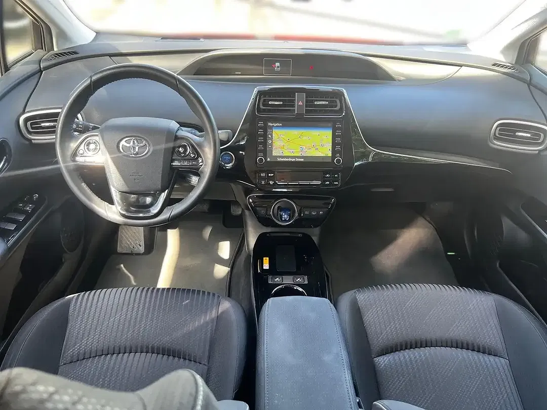 Toyota Prius PHEV Comfort - Thumbnail 9