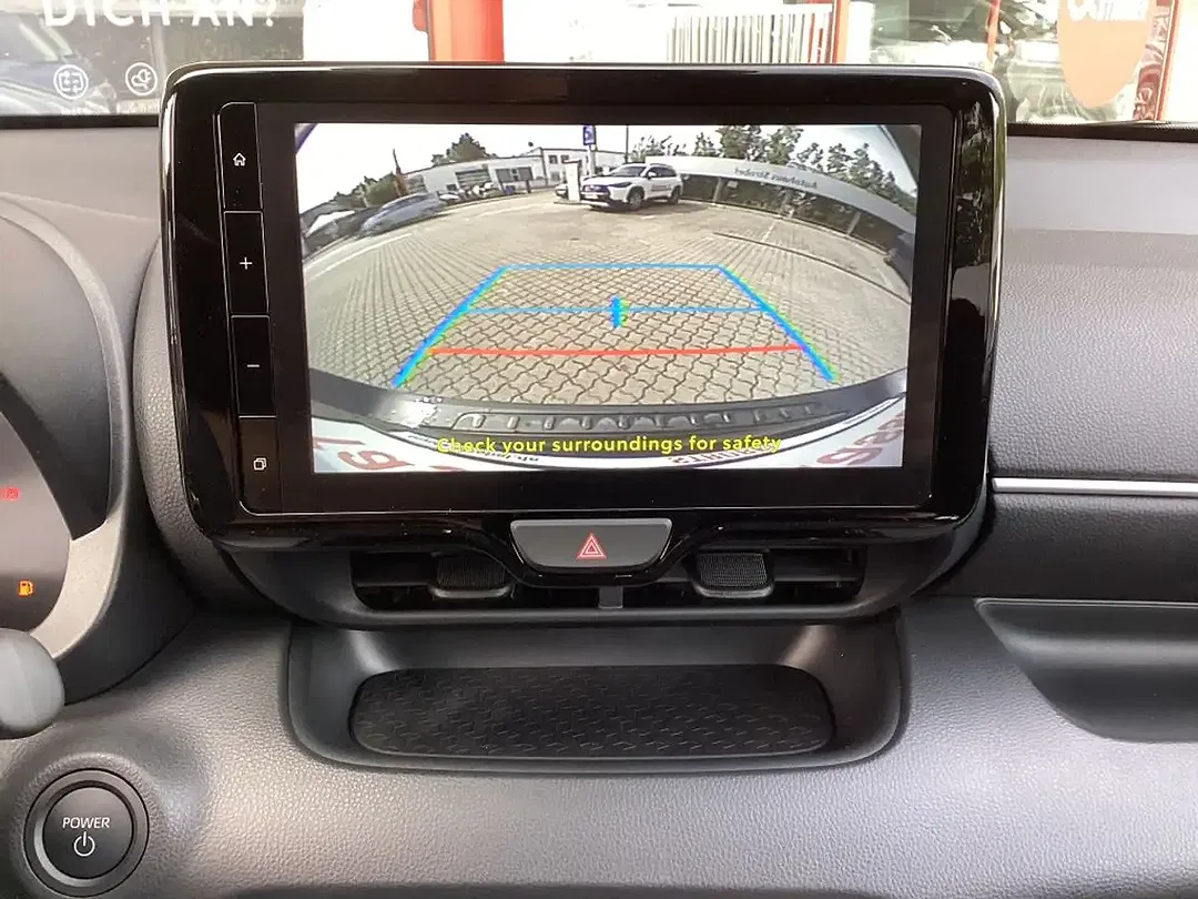 Toyota Yaris 1.5 VVT-i Hybrid - Thumbnail 10