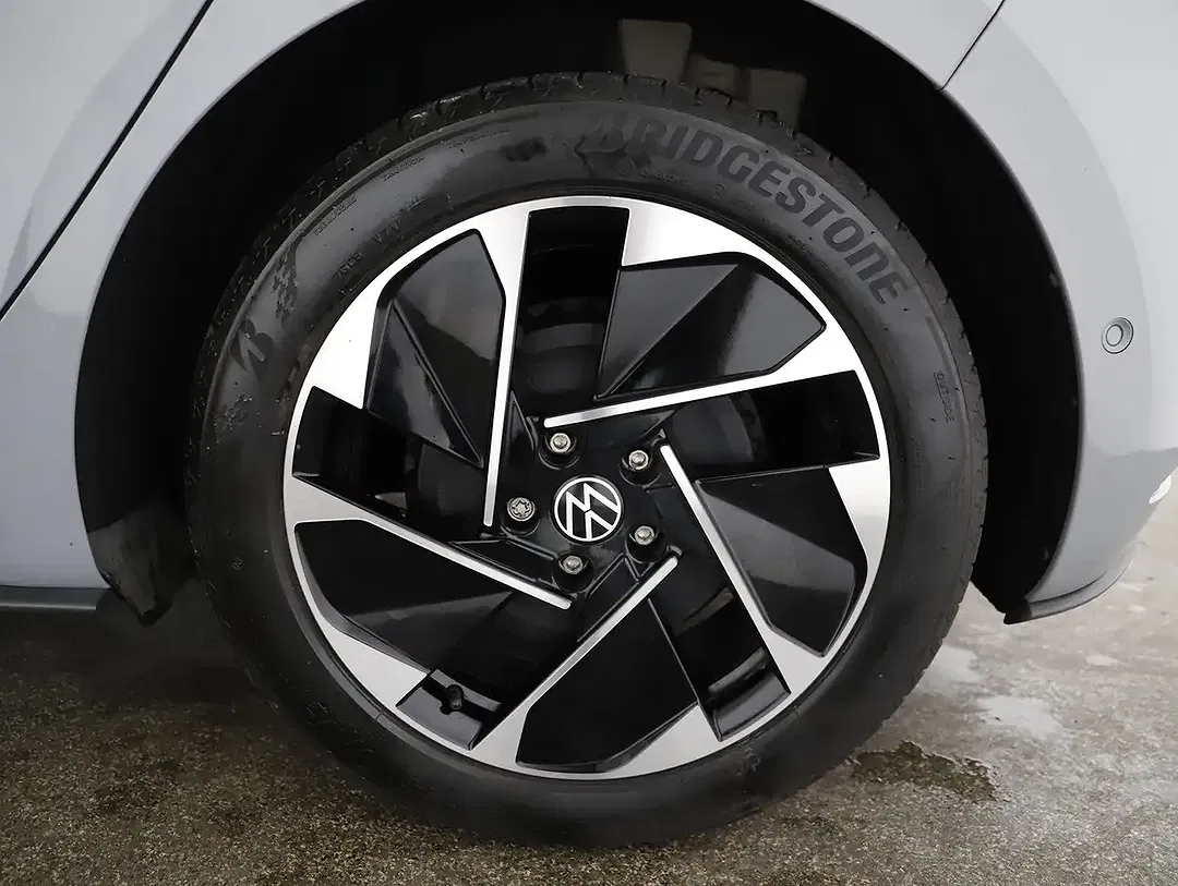 Volkswagen ID.3 Pro Performance - Thumbnail 4