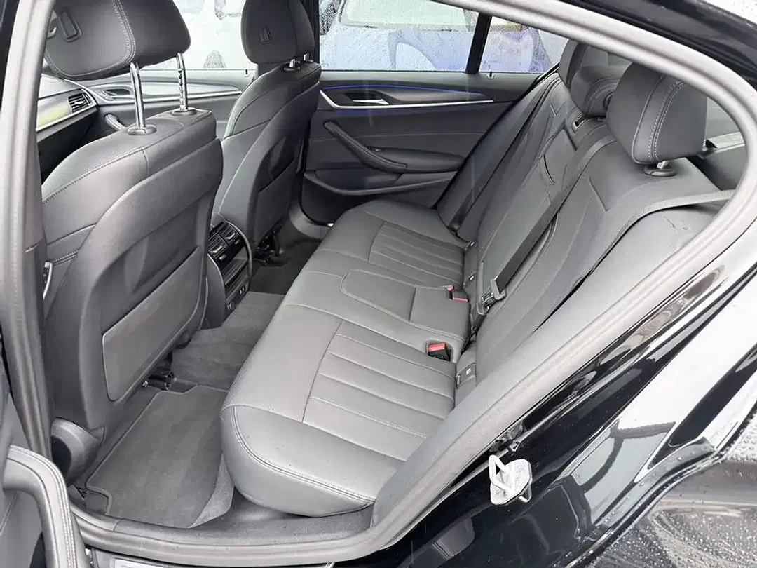 BMW 518 AUT Shadow Line - Thumbnail 11