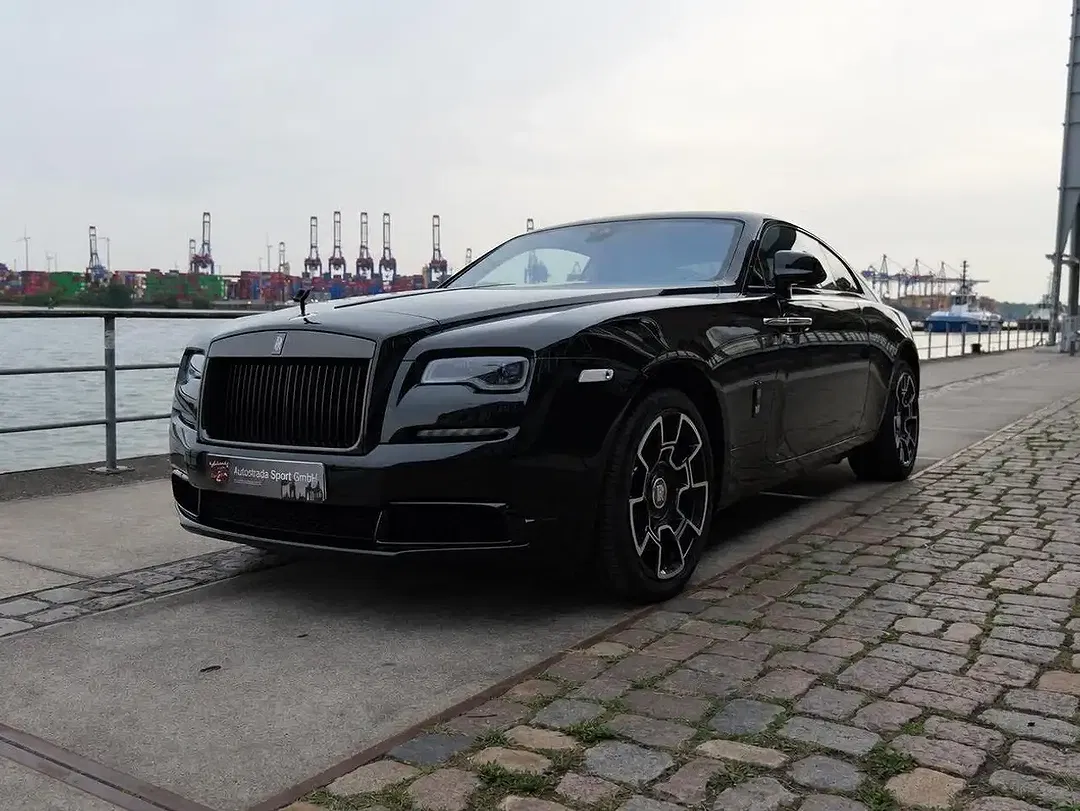 Rolls-Royce Wraith Black Badge - foto 1
