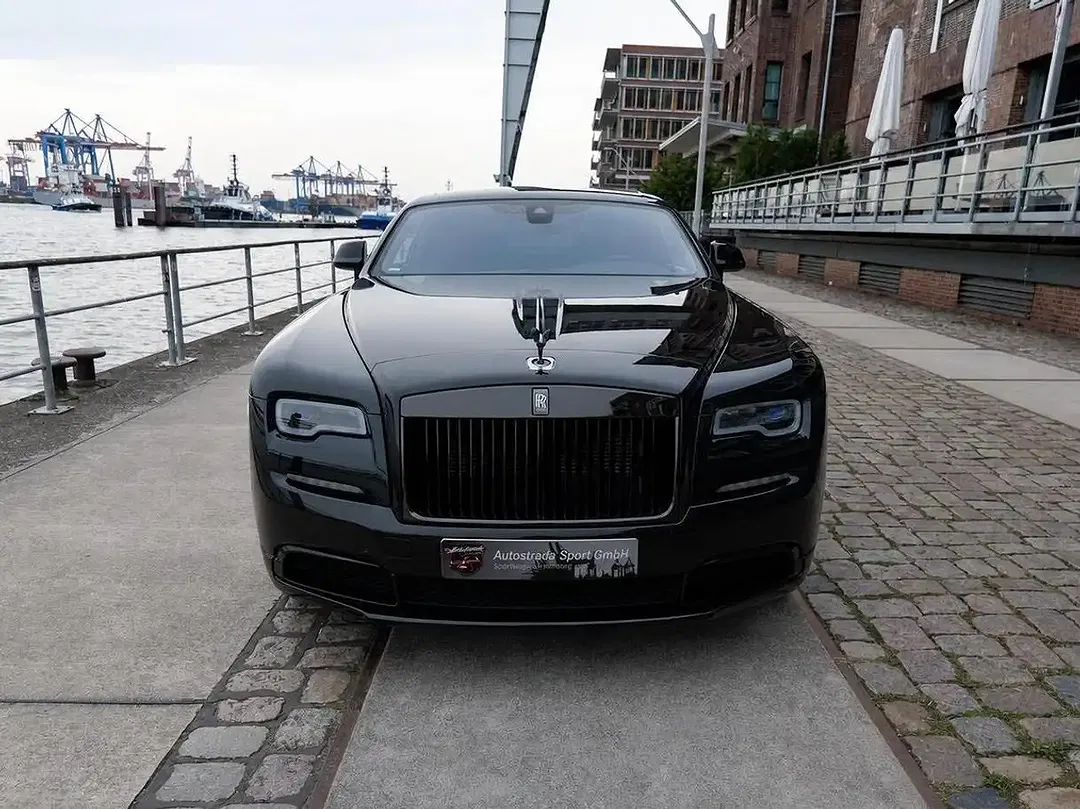 Rolls-Royce Wraith Black Badge - Thumbnail 8