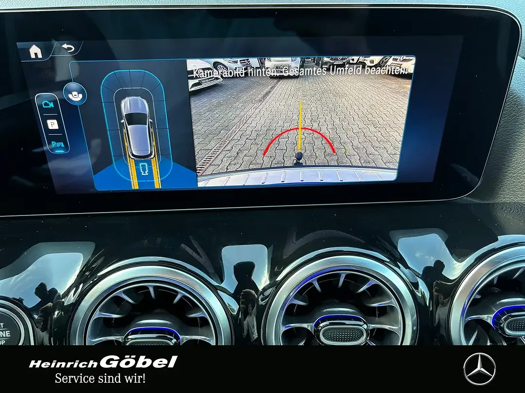 Mercedes-Benz GLA 220 4MATIC AMG - foto 15