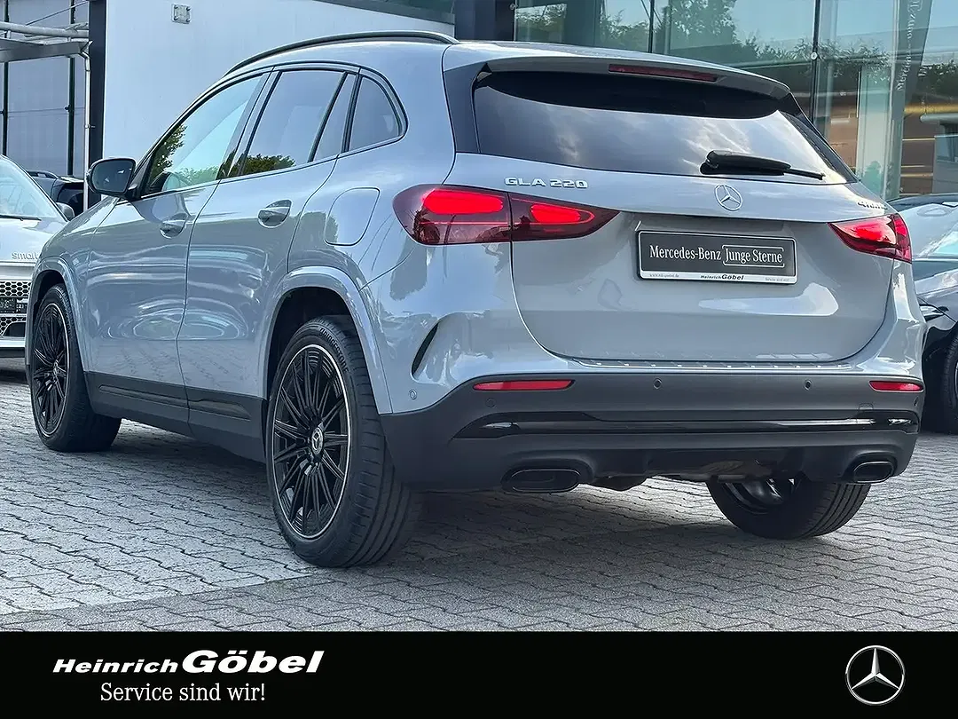 Mercedes-Benz GLA 220 4MATIC AMG - Thumbnail 4