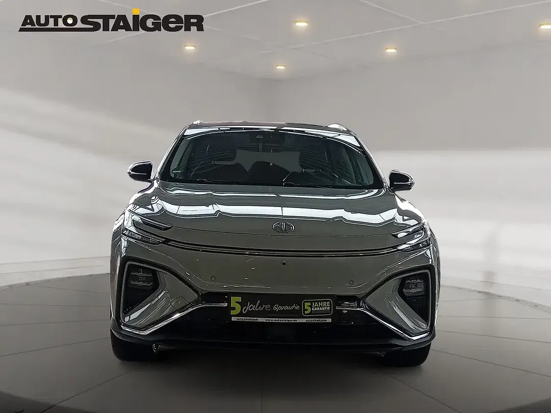 MG Marvel R EV Luxury - Thumbnail 3