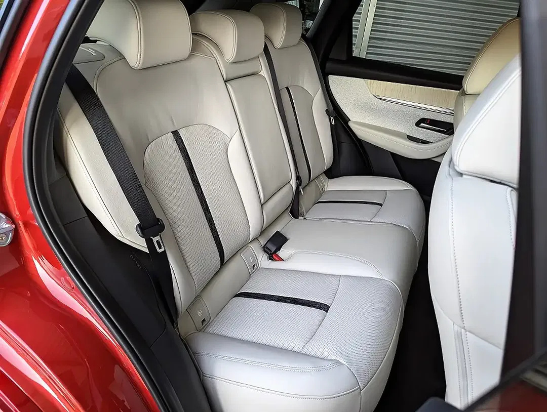 Mazda CX-60 2.5 PHEV Takumi - Thumbnail 11