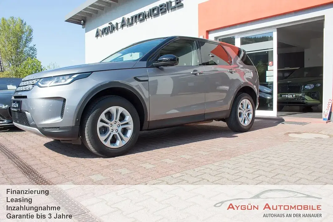 Land Rover Discovery Sport P300e S - Thumbnail 3