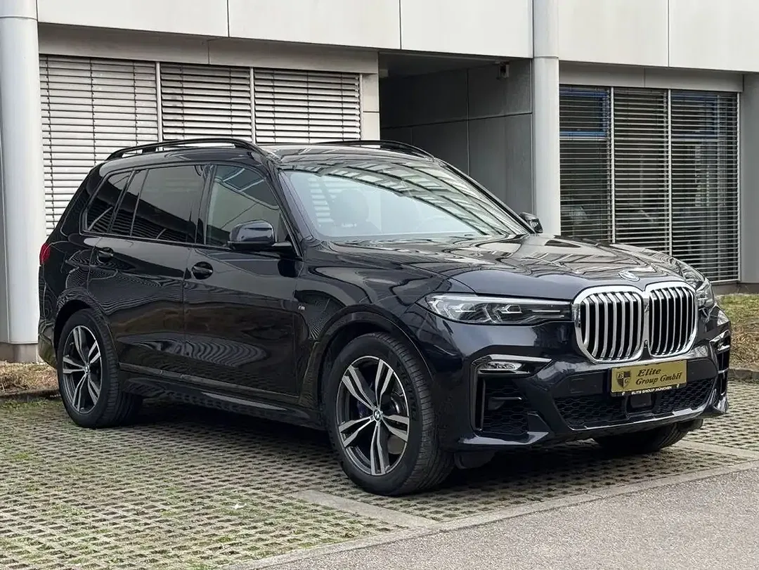 BMW X7 M Sport - foto 2