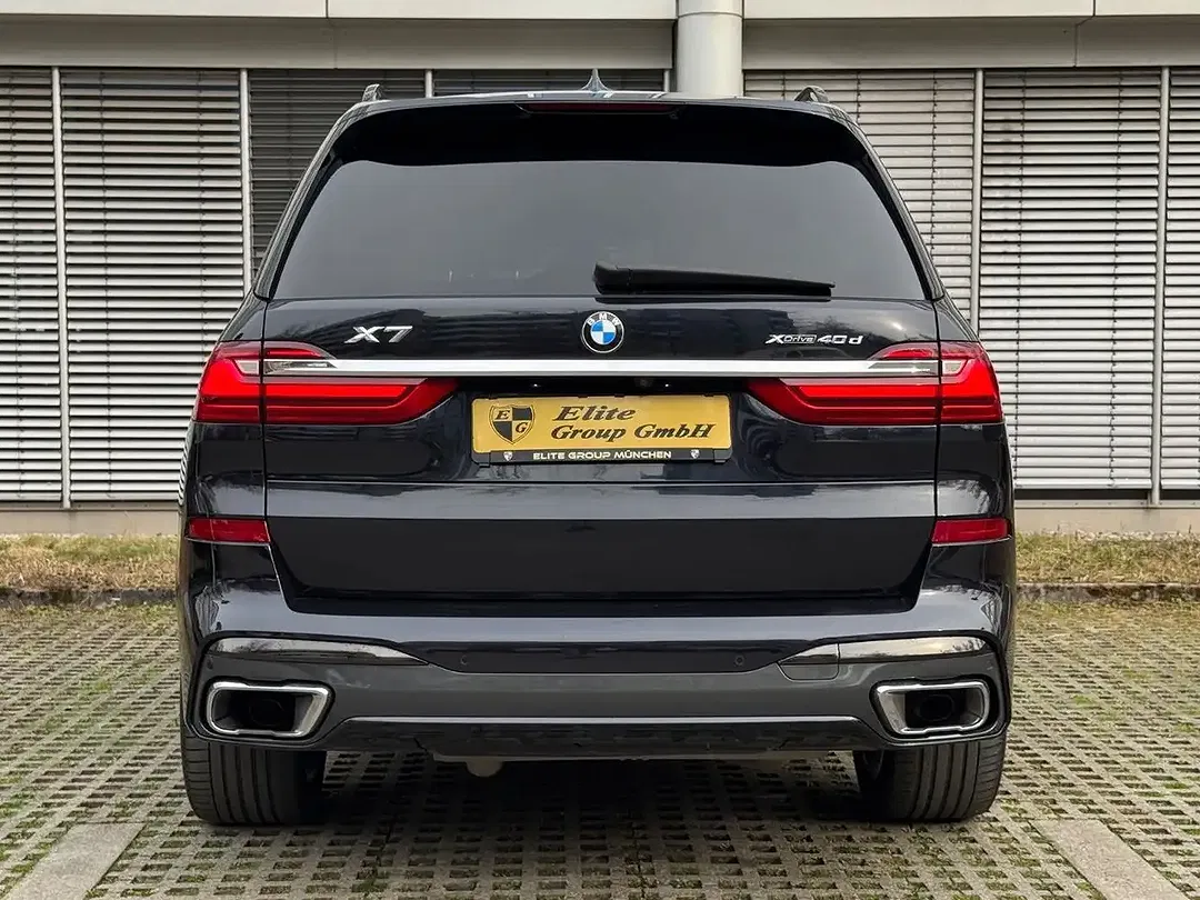 BMW X7 M Sport - Thumbnail 4