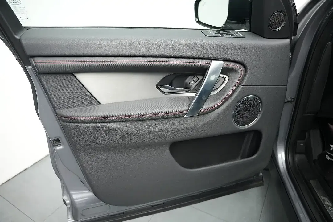 Land Rover Discovery Sport R-Dynamic - Thumbnail 13
