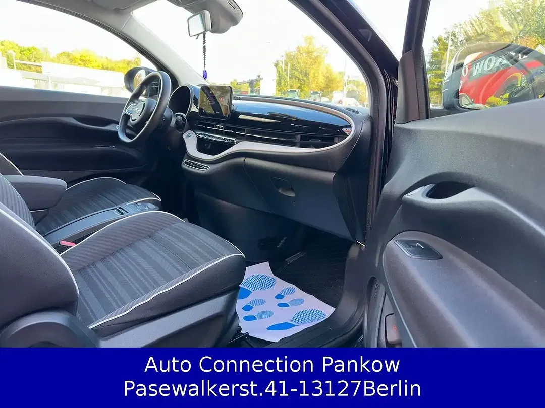 Fiat 500e Action - Thumbnail 12